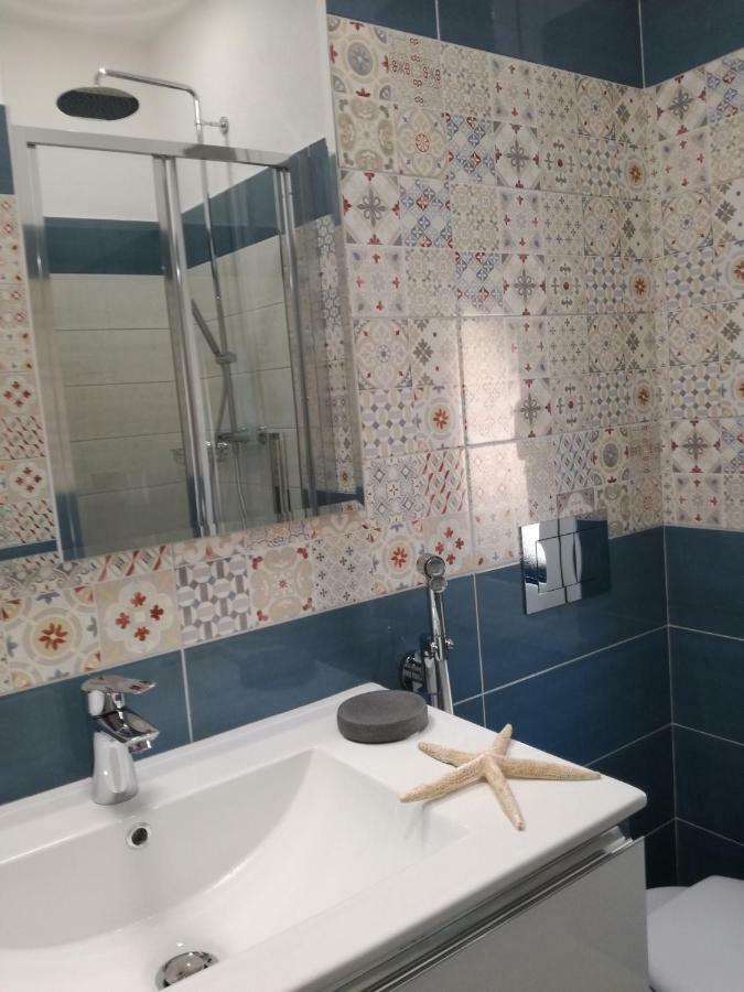 A & M House Apartment Moneglia Bagian luar foto